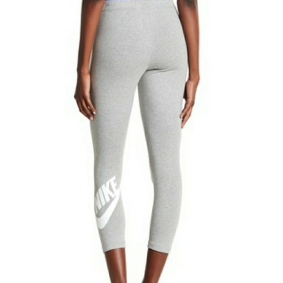 nike club futura cropped leggings